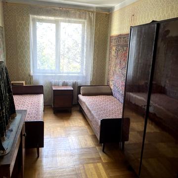 Павла Шклярука вул., 6