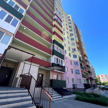 Академіка Сахарова вул., 20-Б