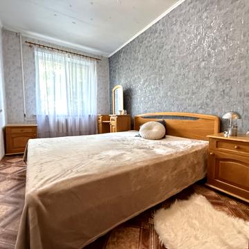 Сонячна Набережна вул. (Маршала Малиновського), 10