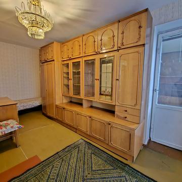 Інститутська вул., 10