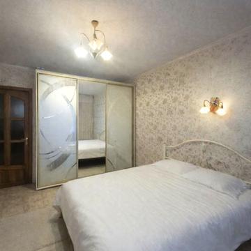 Героїв просп., 37