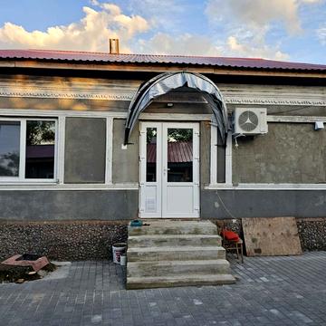 Преображенська вул., 15