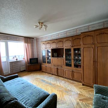 Академіка Заболотного вул., 106