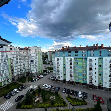 Слобідська вул., 10