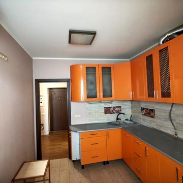 Богдана Хмельницького вул., 1-А