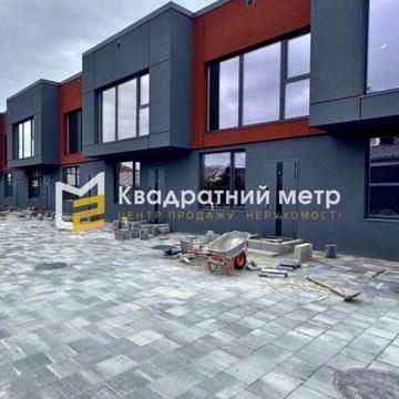 Зоряна вул.