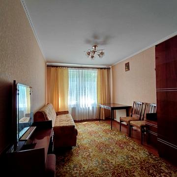 Гулака-Артемовського вул., 5