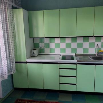 Героїв Космосу вул., 11