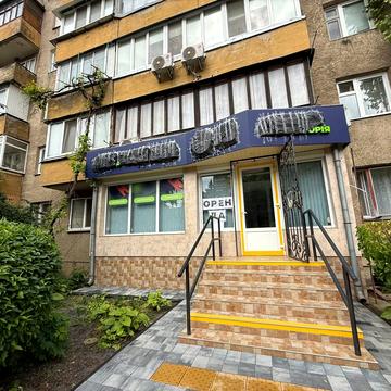 Минайська вул., 38
