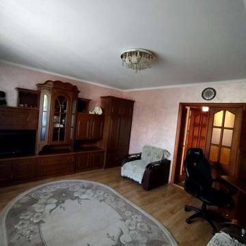 Клима Савури вул., 3