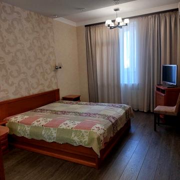 Базарна вул., 5/2