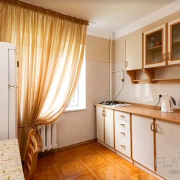 Русанівський бульв., 9