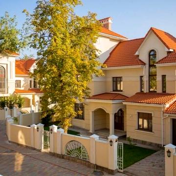 Дмитріївська вул. (Дмитрія Донського)