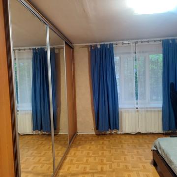 Студентська вул., 5