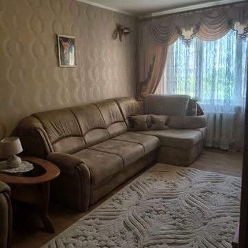 Академіка Корольова вул., 75/2