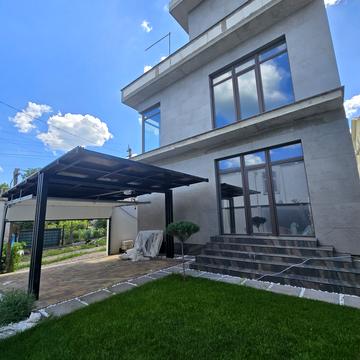 Євгена Чикаленка вул.