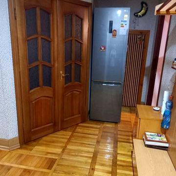 Миру, 7