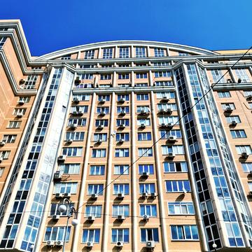 Василя Тютюнника вул. (Анрі Барбюса), 5-В
