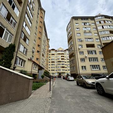 Залізнична вул., 7П