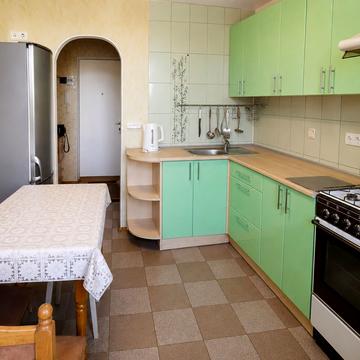 Оболонський просп., 10-А