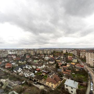 Володимира Івасюка вул., (Будинок 2)
