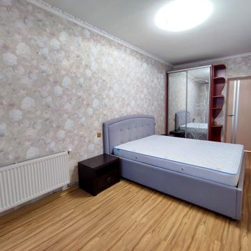 Київська вул., 27