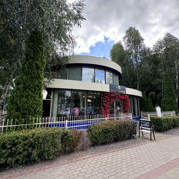 Соборності просп., 1В 