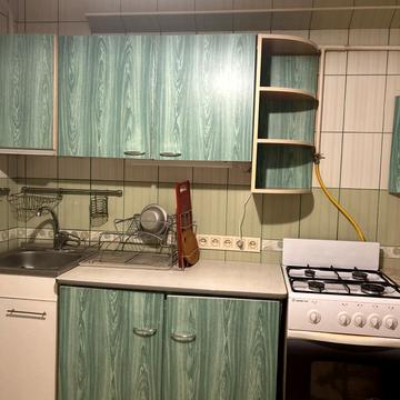 Верховинна вул., 80