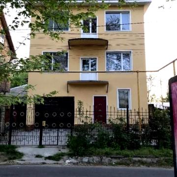 Дача Ковалевського вул.