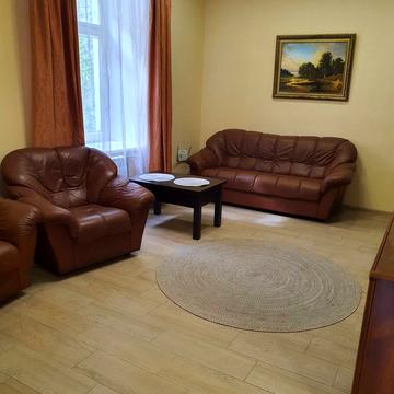 Басейна вул., 1/2