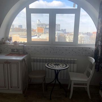 Михайла Грушевського вул. (Карла Лібкнехта), 15а