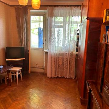 Євгена Танцюри вул., 45