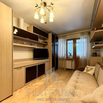 Відрадний просп. (Чубаря), 14