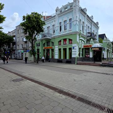 Лесі Українки вул., 32