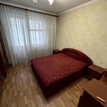 Лазурна вул., 42