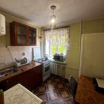 Кам'янецька вул., 65