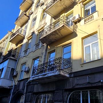 Велика Васильківська вул. (Червоноармійська), 26