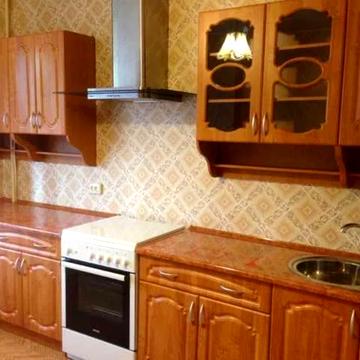 Донецька вул., 37/19