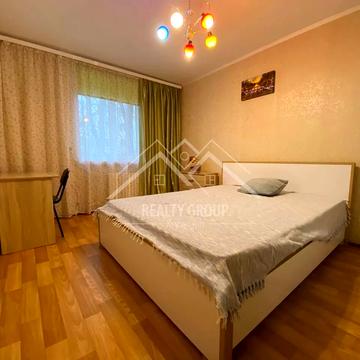 Степана Тільги вул. (Революційна), 3