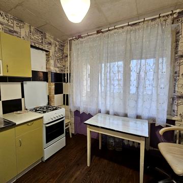 Велика Васильківська вул. (Червоноармійська), 124