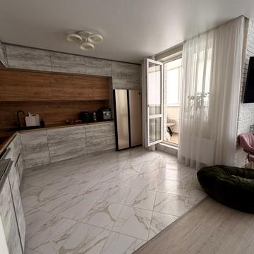 Михайла Грушевського вул., 30г