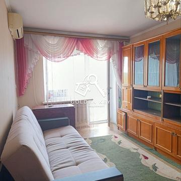 Металургів просп., 27