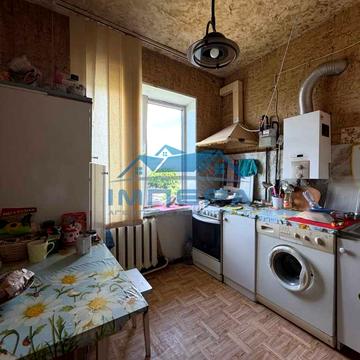 Івана Крамського вул., 7