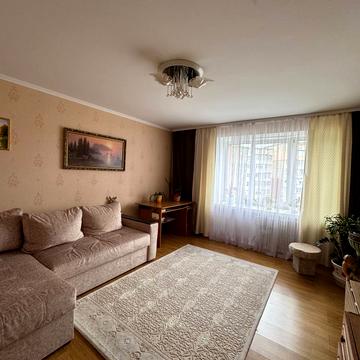 Андрія Мельника вул., 6