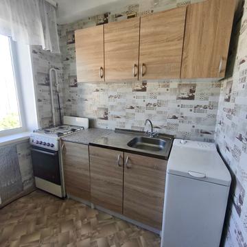 Героїв Дніпра вул., 3