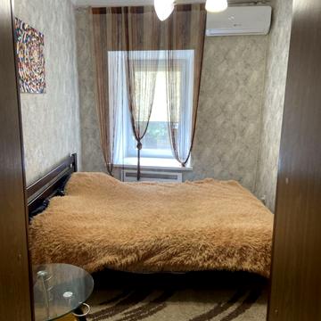 Старопортофранківська вул., 25