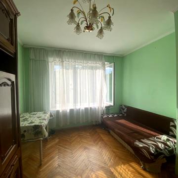 Тараса Шевченка вул., 366б