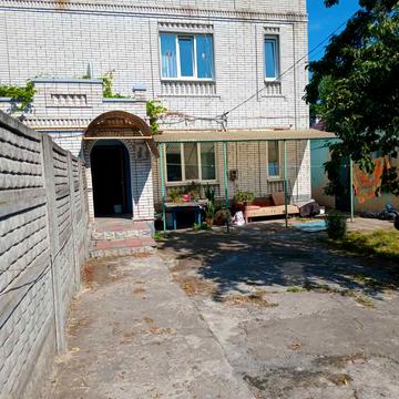 Садова (Бортничі) вул., 14
