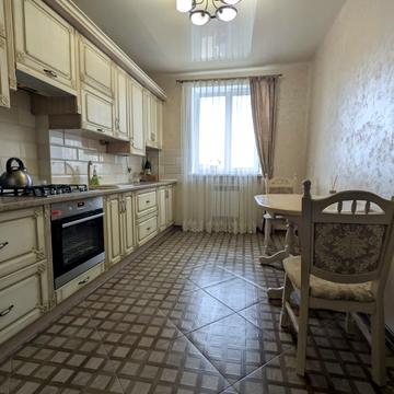 Олени Теліги вул., 57