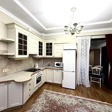 Базарна вул., 5/1